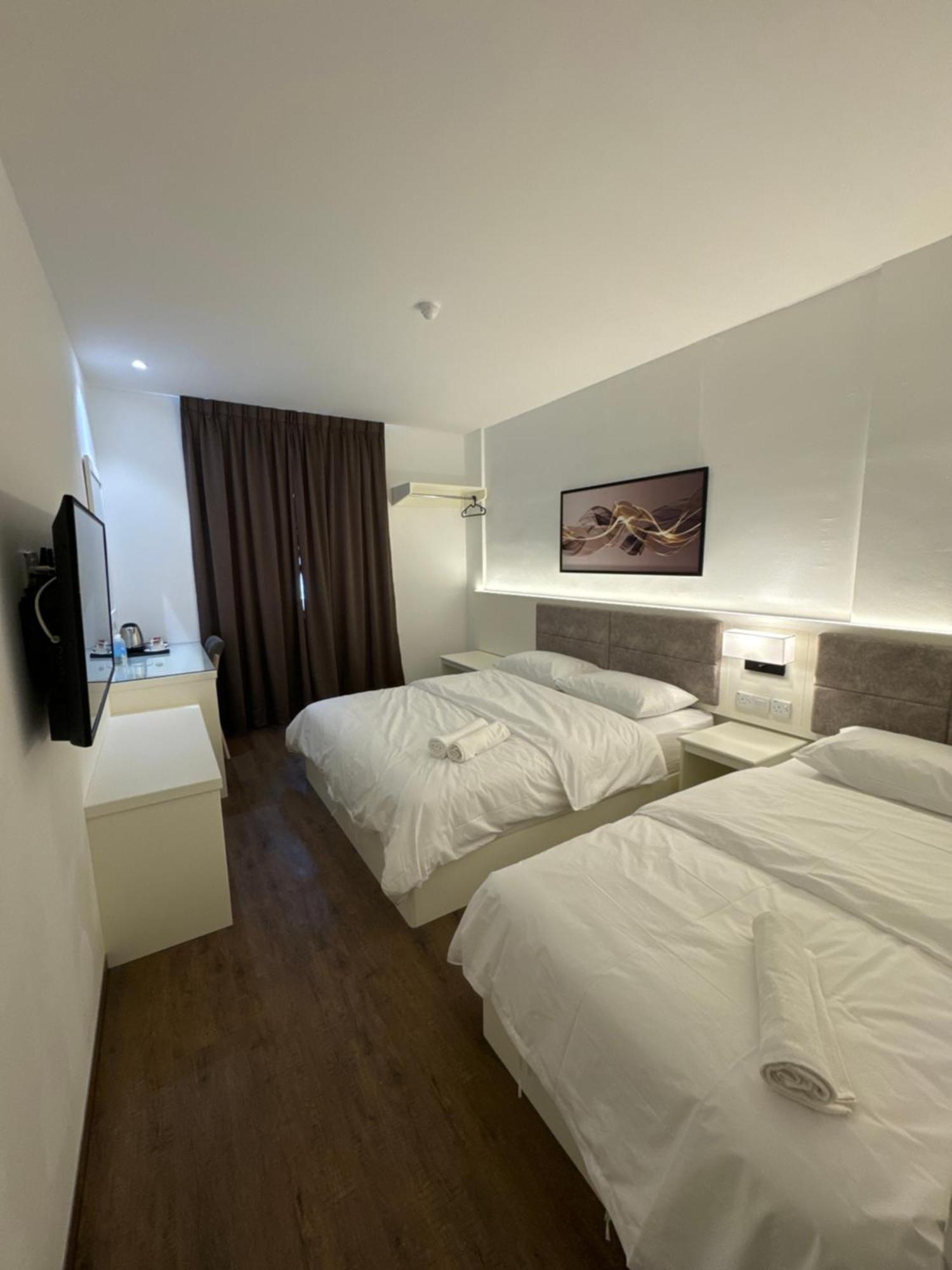 52 The Grace Hotel Muar Exterior photo